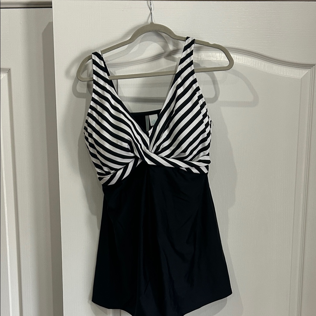 New Directions Monochrome Striped Swimwear New Directions Monochrome Striped Swimwear